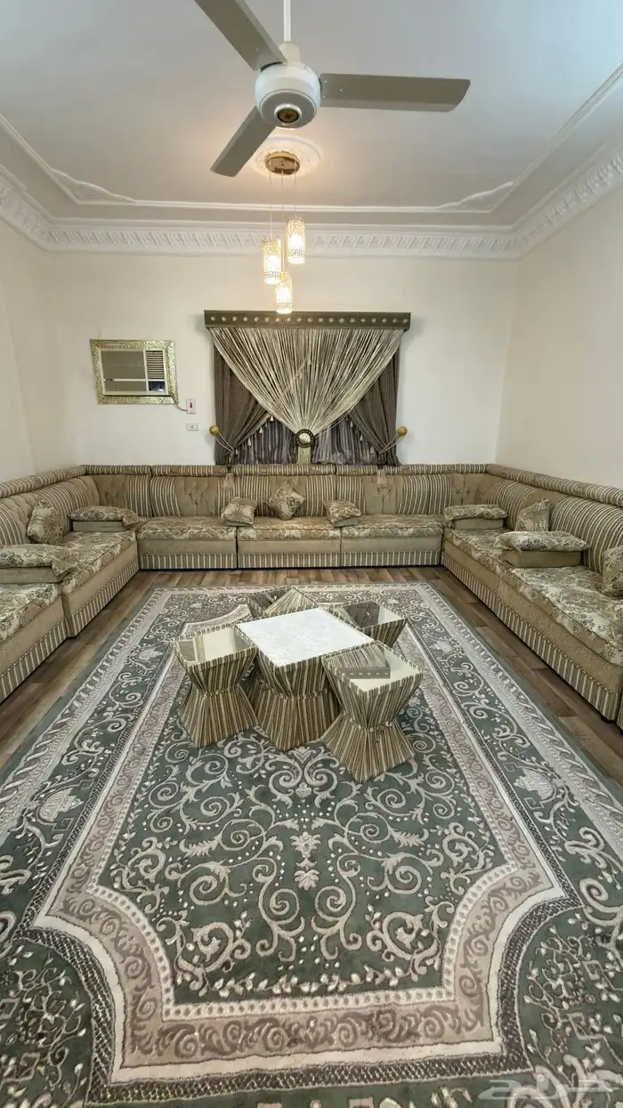 اثاث مجلس كامل للبيع 0