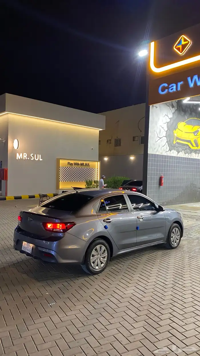 كيا ريو 2021 نظيف ممشى قليل للبيع 0