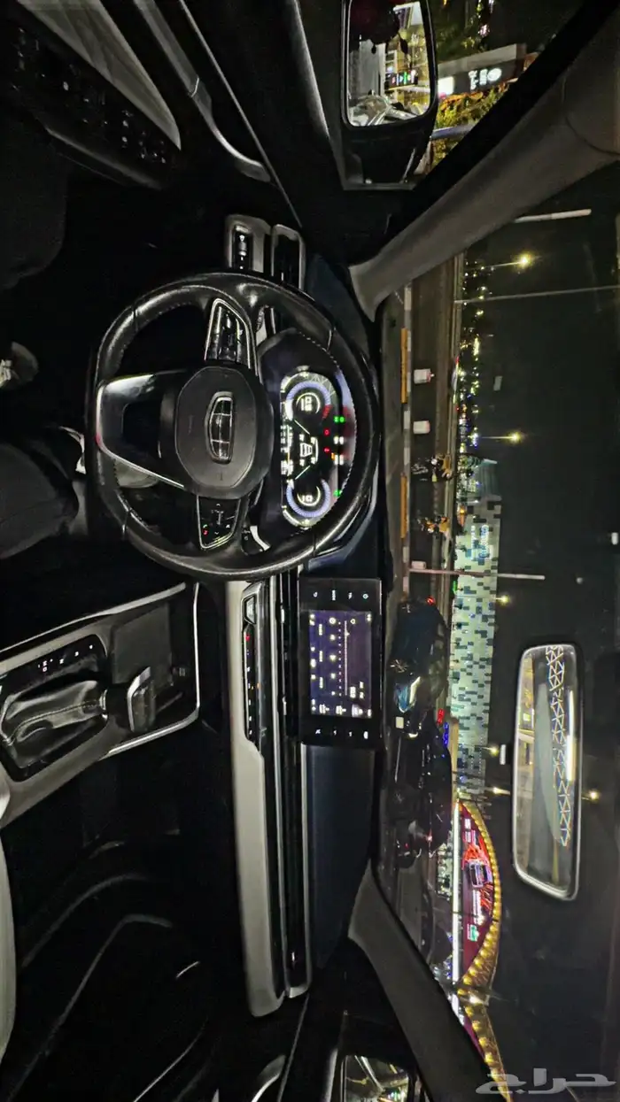 جيلي امجراند 8