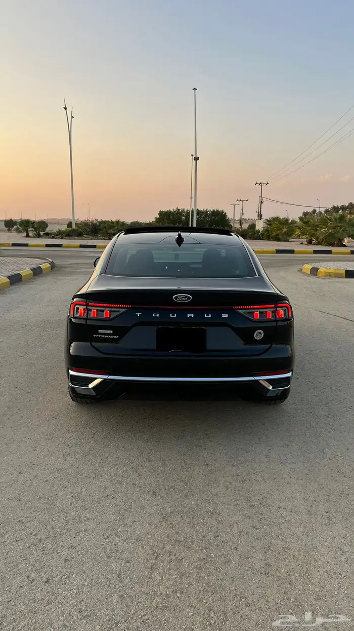 فورد تورس تيتانيوم (تم البيع). 5