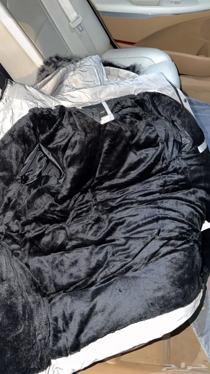 جاكيتات ضد المطر فخمة 1