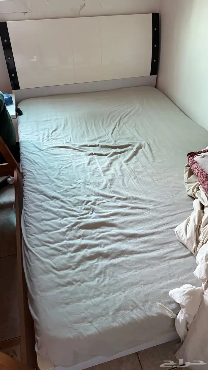 اثاث غرفة نوم أولاد يوجد معاها مكتب كبير 1