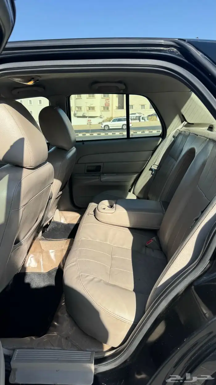 فورد كراون فكتوريا 2011 للبيع 14