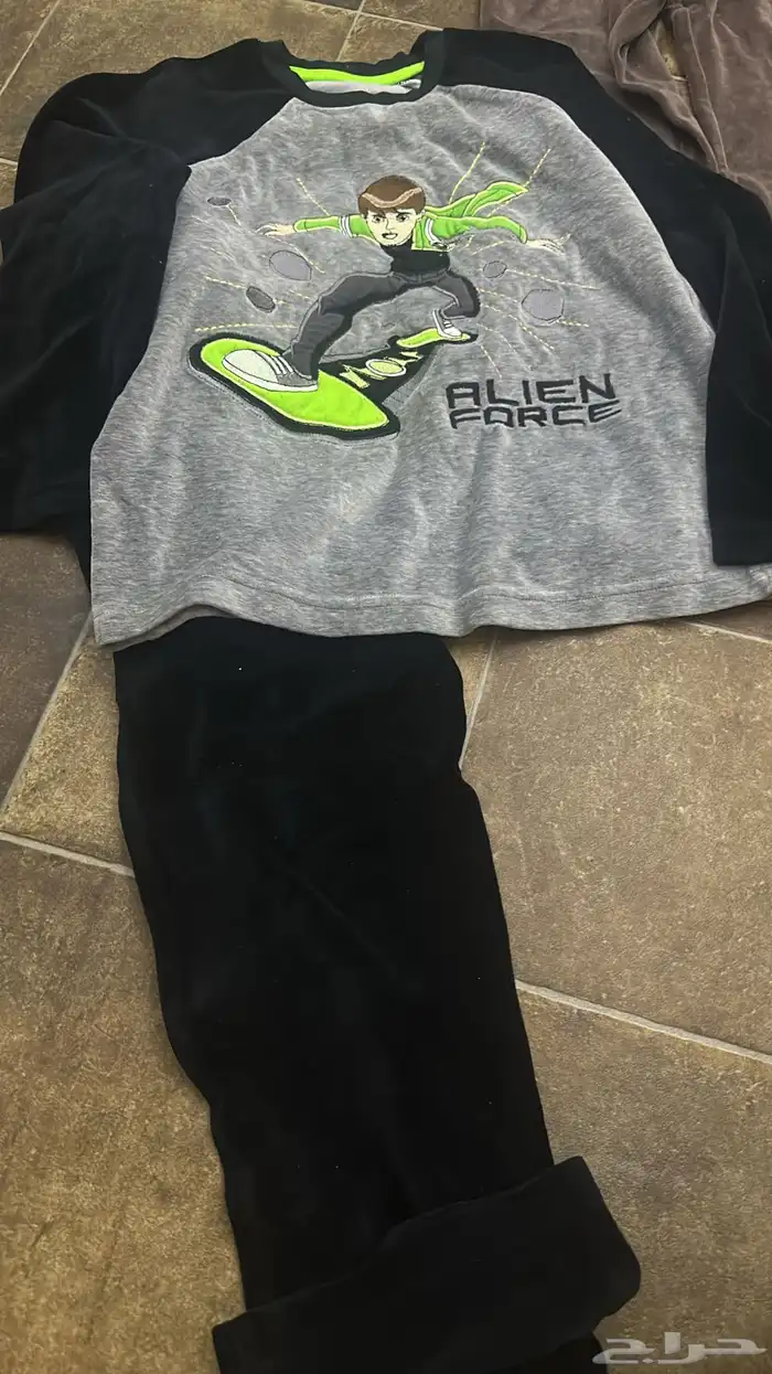 بلوفرات وملابس شتويه وأطقم 1