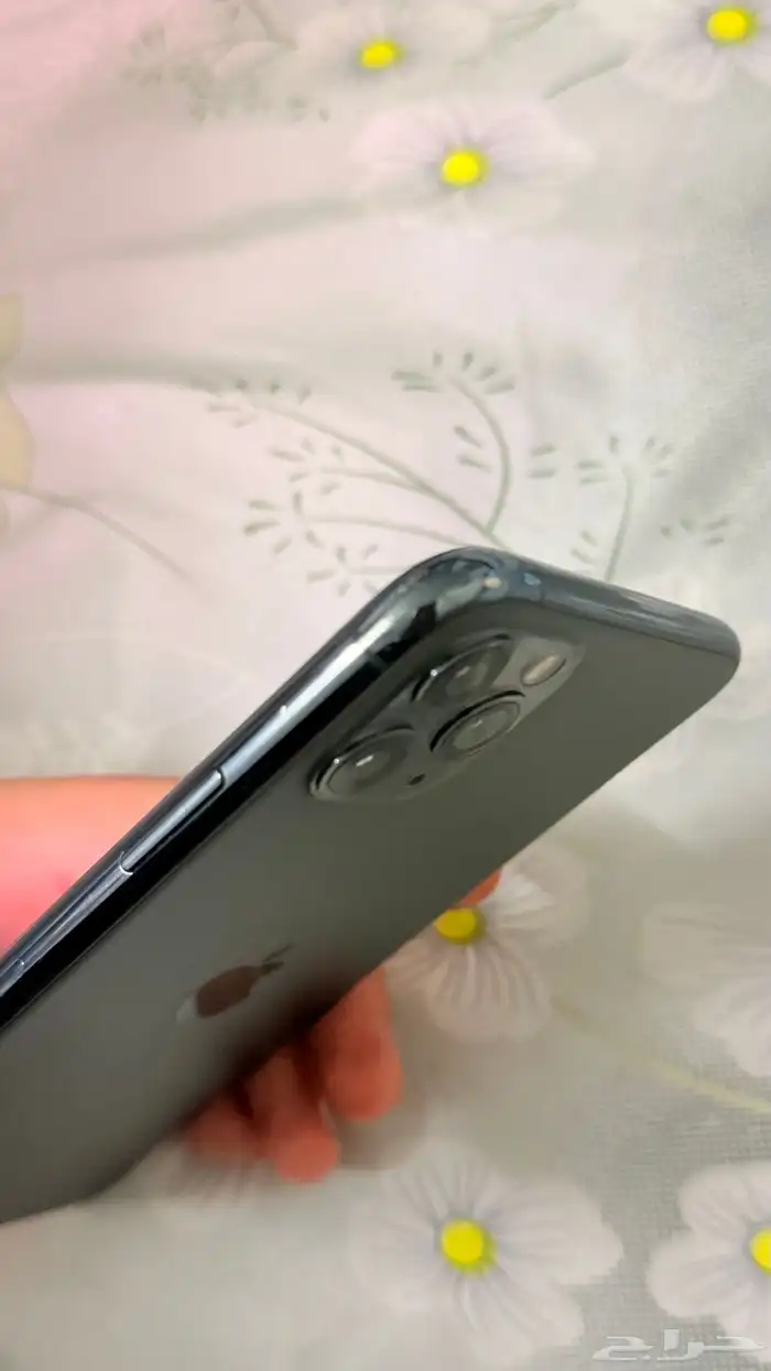 للبيع آيفون 11 برو ماكس 1