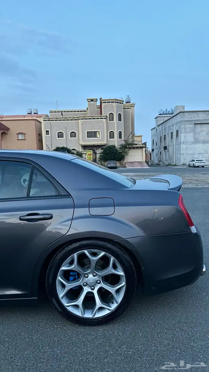 للبيع كرايسلر 2015 نظيف 8