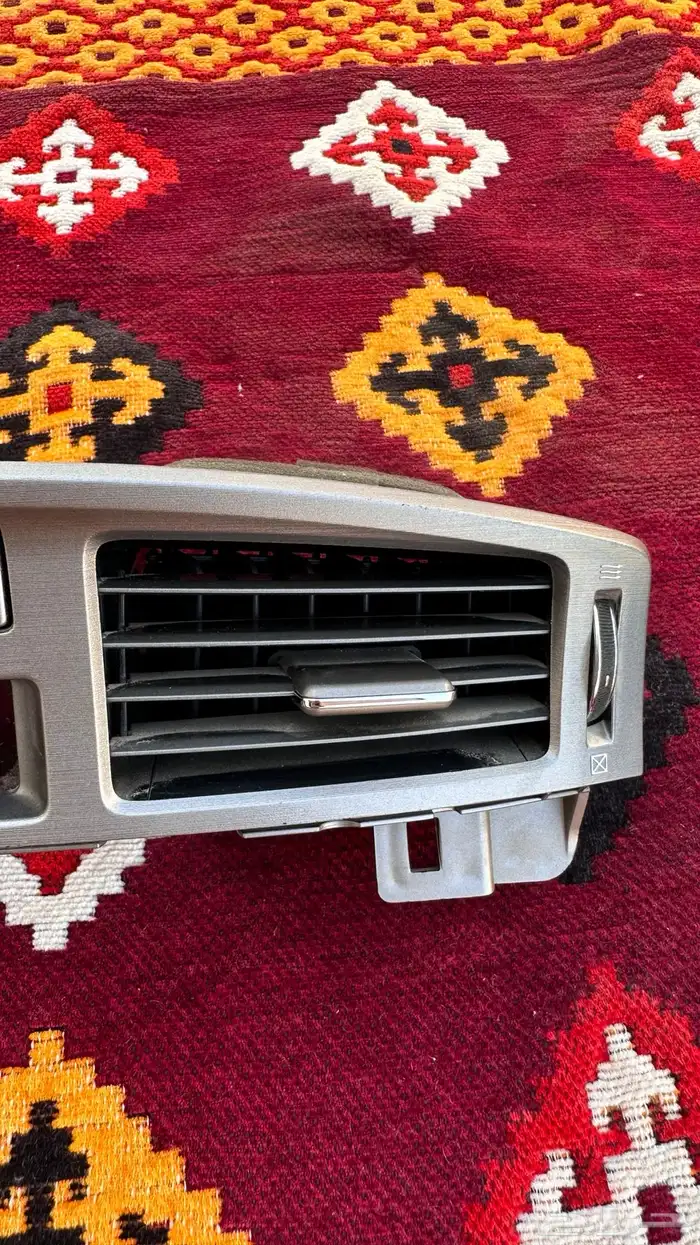 ريش مكيف افالون 2011-2012 اصلي 1