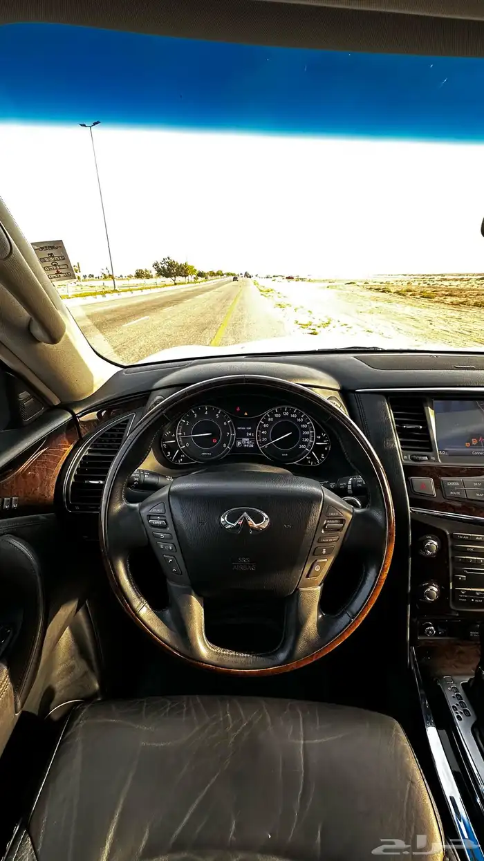 إنفينيتي QX80 موديل 2014 - فل كامل - 8 سلندر 23