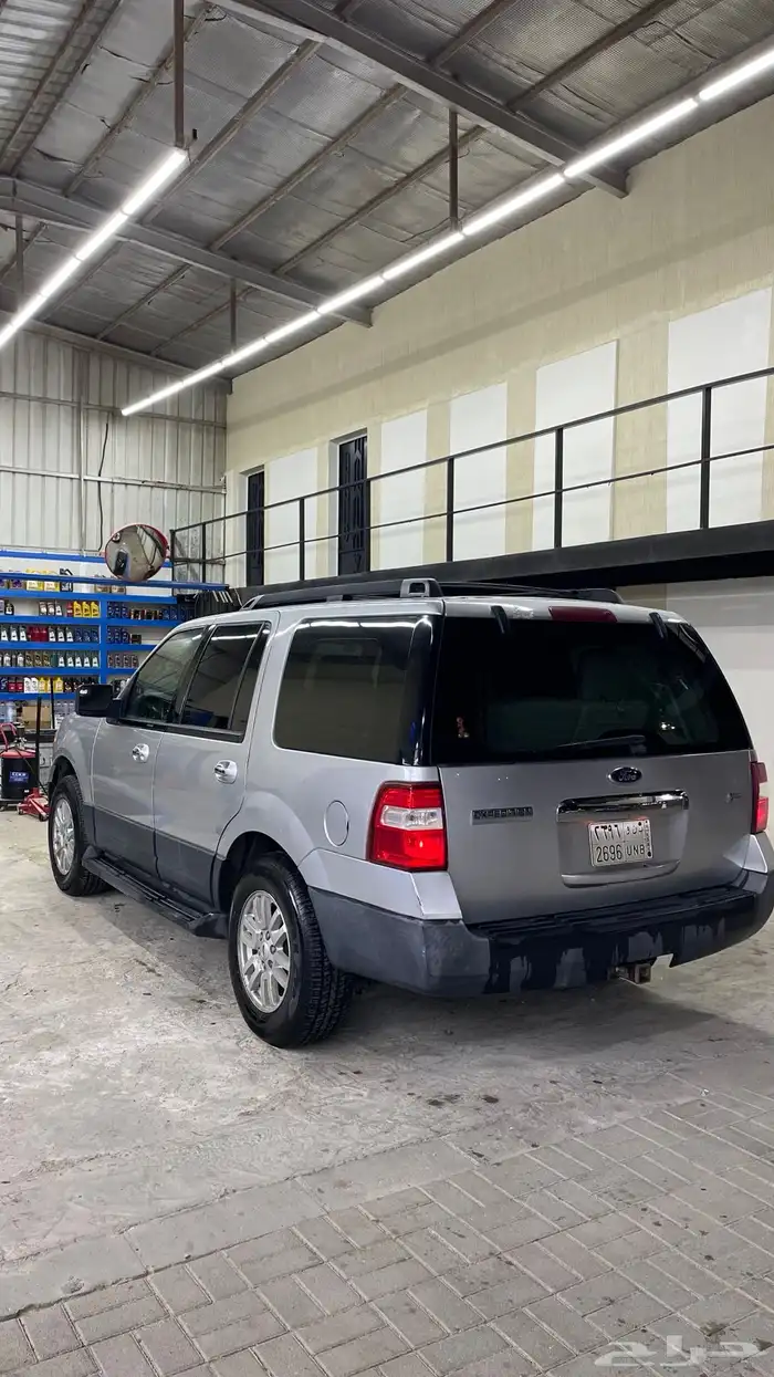 للبيع اكسبدشن 2012 نضيف 4