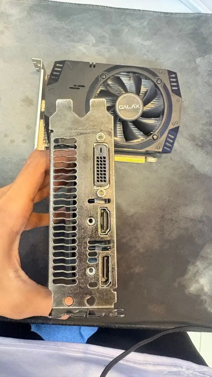 كرتين شاشه اقبل بدل يد سوني 5 او سكوتر 7