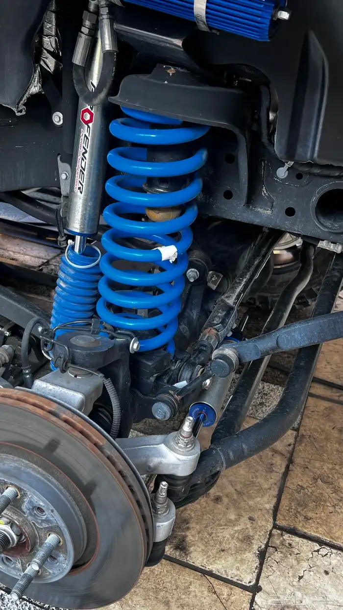 جيب لانجلر روبيكون اعلى فئه 6سرندر لون رصاصي غامق بدي بلد 28