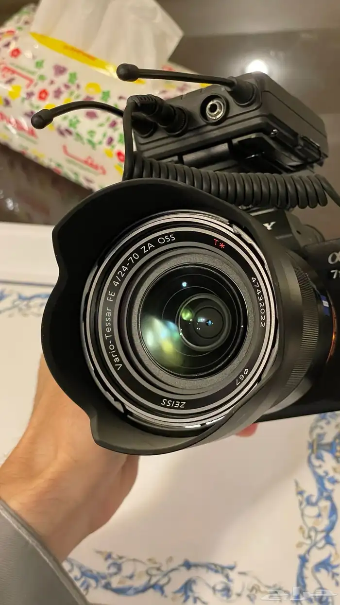 Sony 24-70mm f 4 Vario-Tessar T FE OSS 0