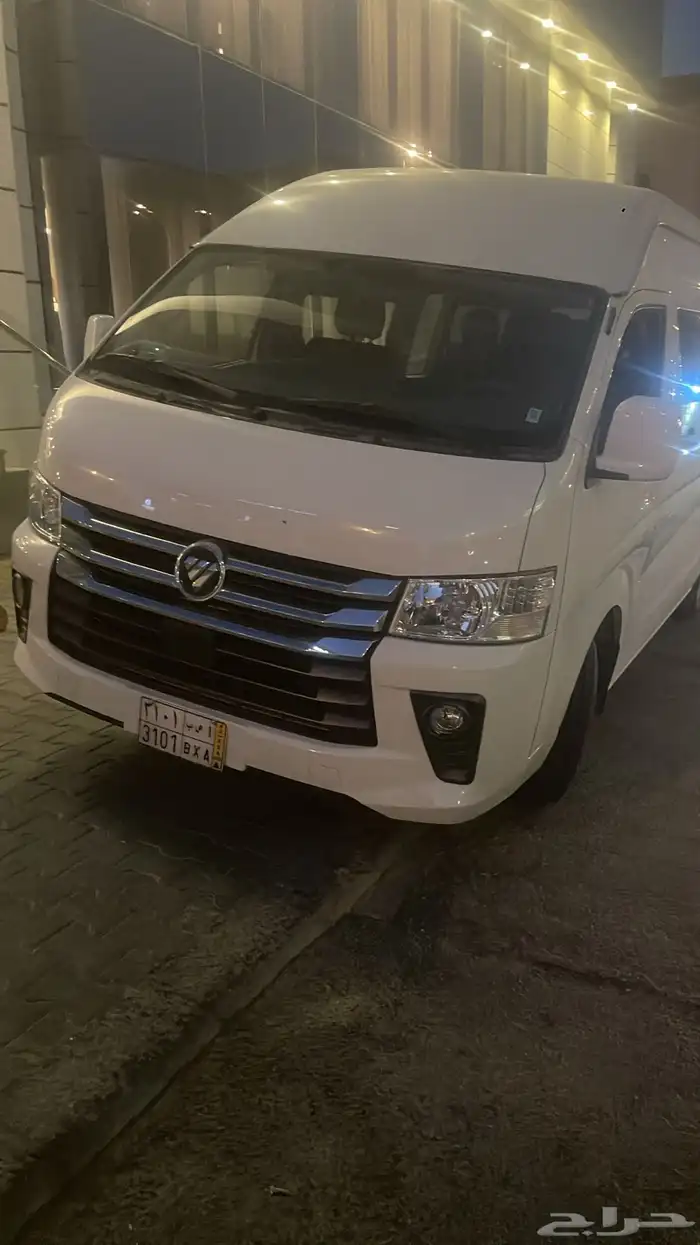 باص ايجار بالسائق سقف عالى 0