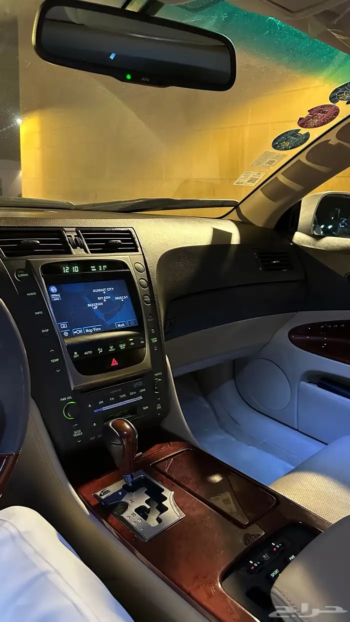 لكزس GS300 مخزن للبيع 9