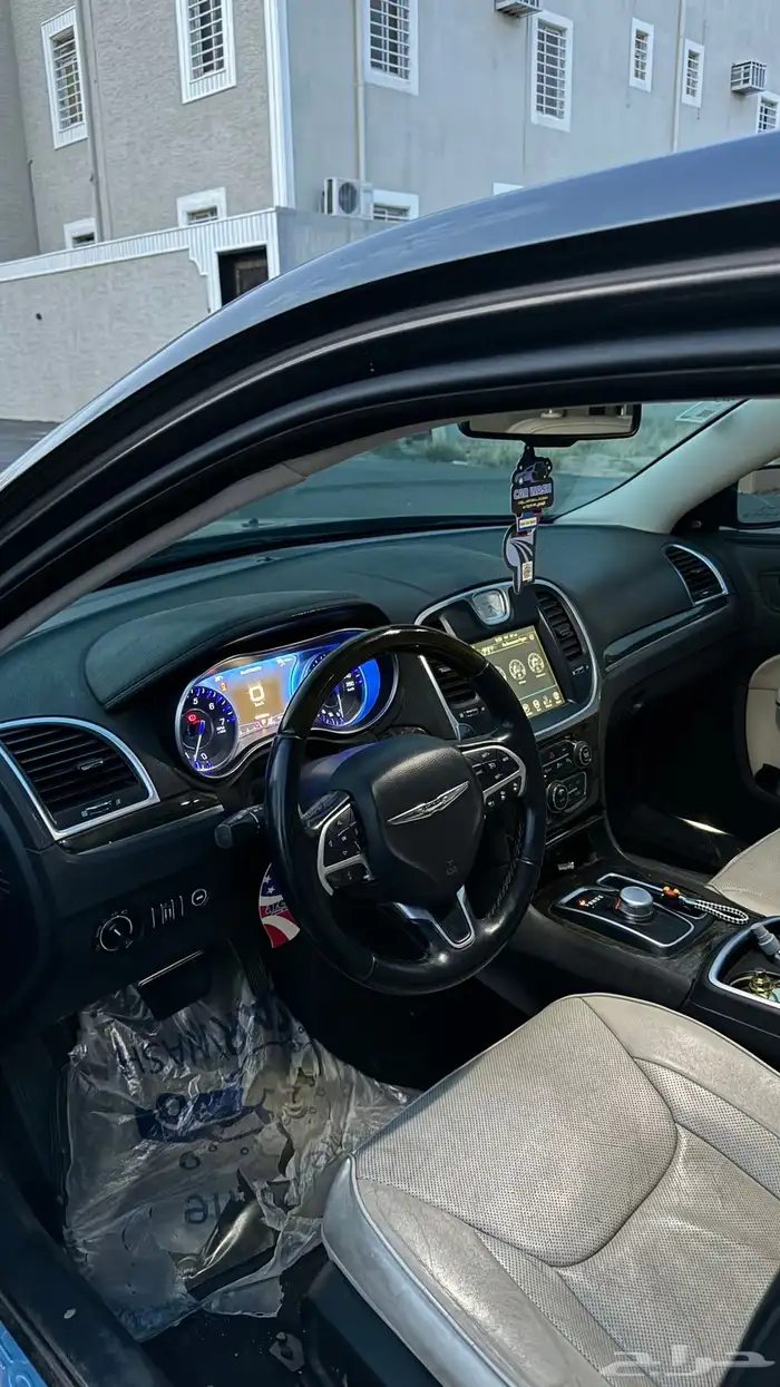 للبيع كرايسلر 2015 نظيف 14