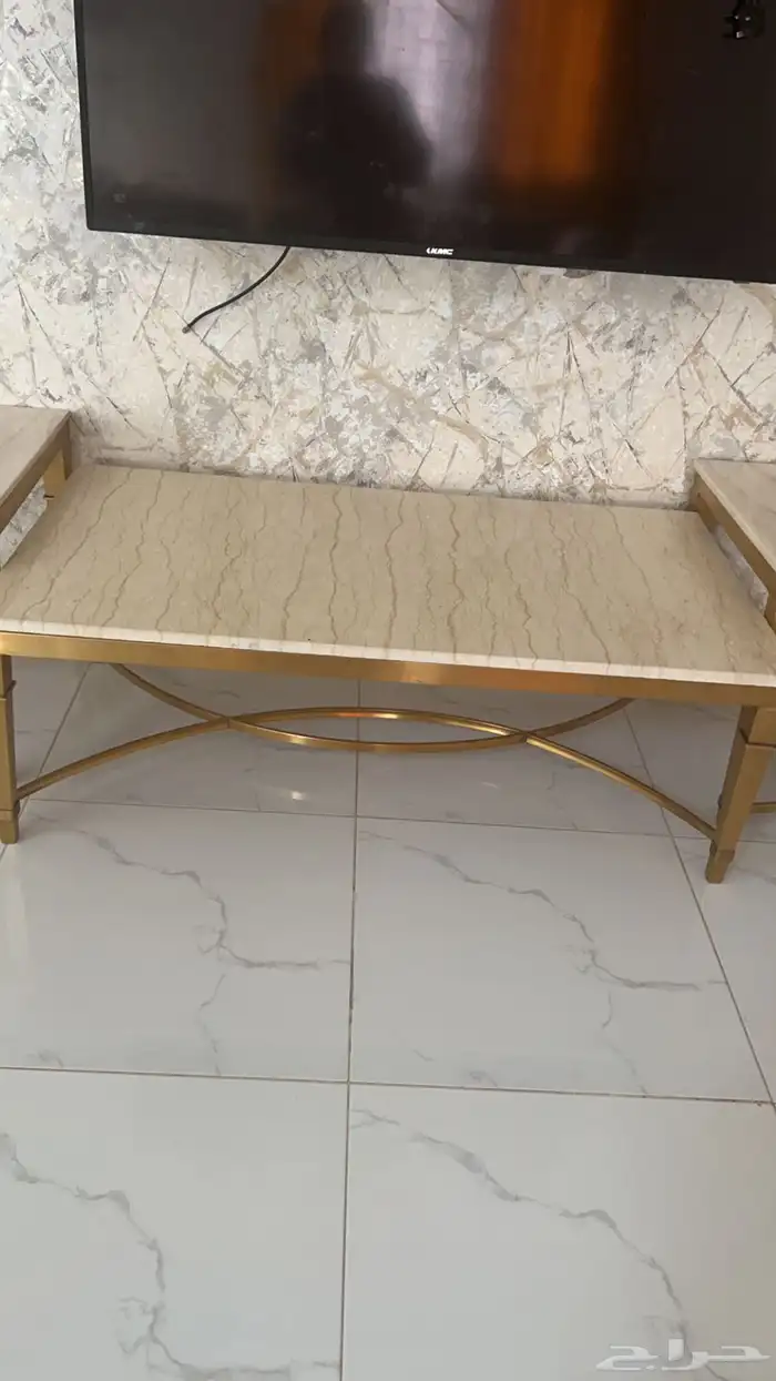 طاوله ذهبيه فخمه اخت الجديده 3قطع كبيره 1