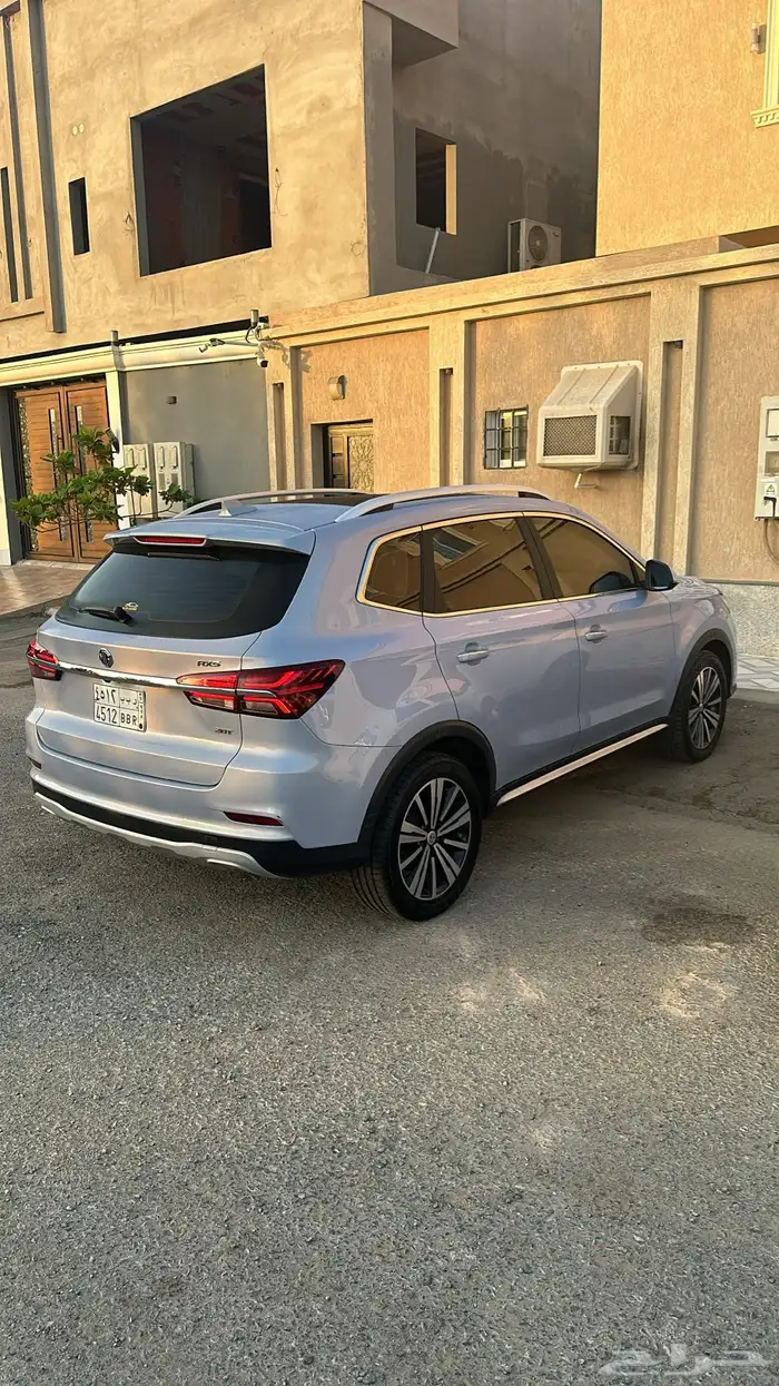 ام جي آر اكس 5 موديل 2022 فل ممشى قليل وكالة 4