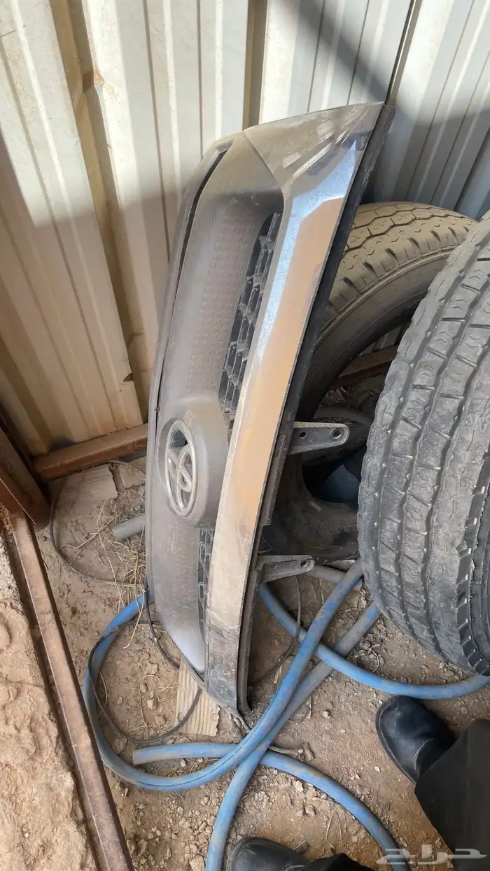 اغراض هايلكس 5