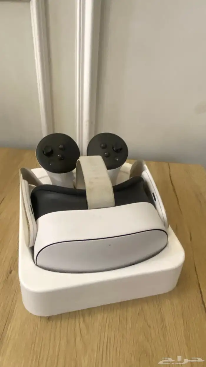 meta quest 3s 128g مع ملحقاتها 0