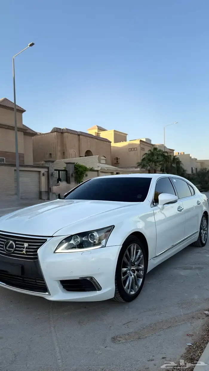 لكزس LS460L الشاص الطويل فل كامل من نوادر 1