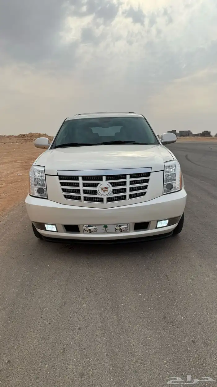 للبيع اسكاليد 2013 4