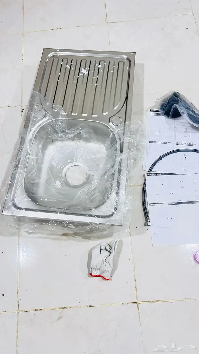 براده مياه ومغسله جديده متنقله وبكامل أغراضها للبيع 4