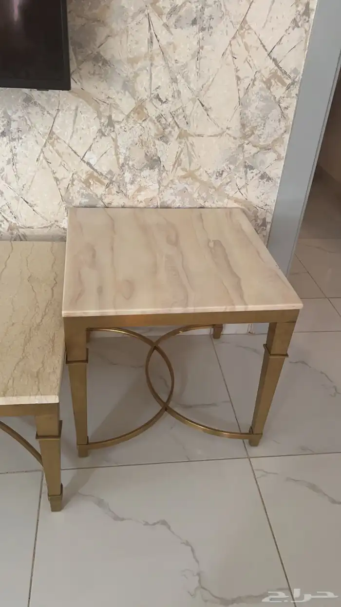 طاوله ذهبيه فخمه اخت الجديده 3قطع كبيره 2