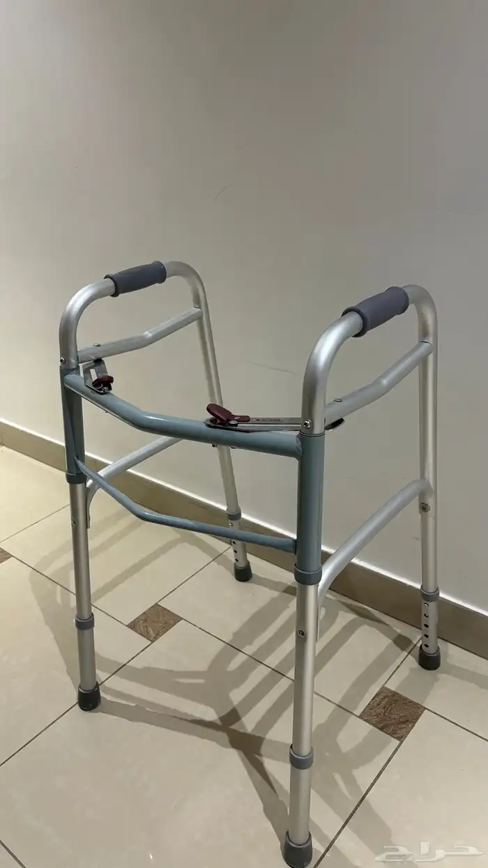 عكازه اطفال 0