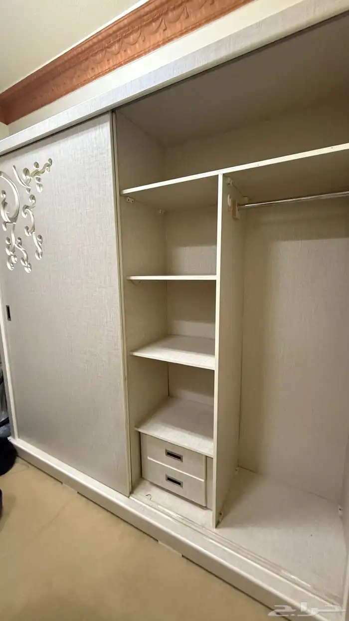 دولاب وتسريحة 0