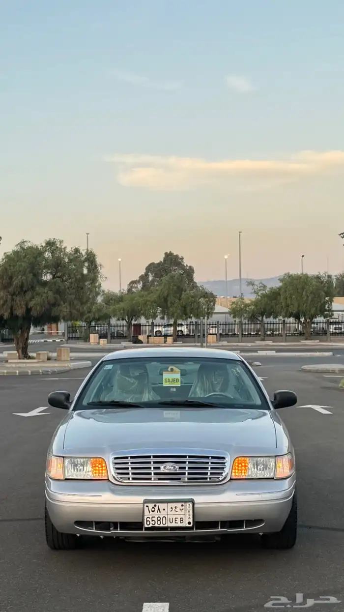 فورد كراون فكتوريا 2011 سعودي 16