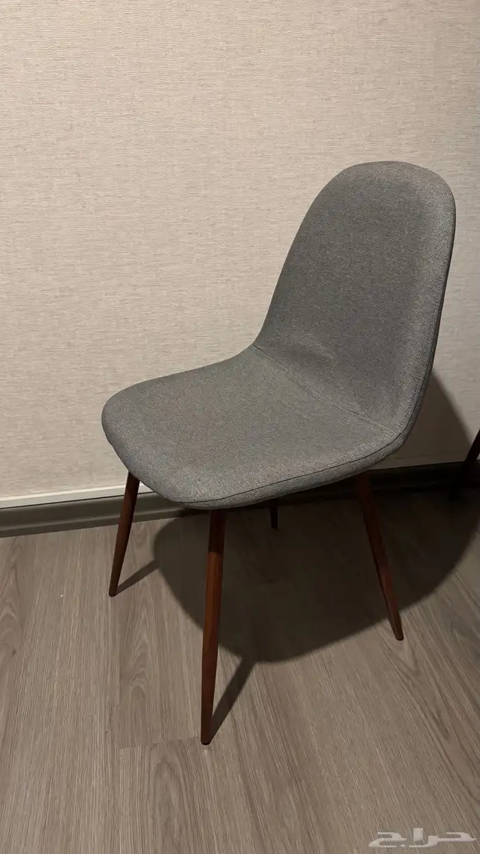 كراسي طاوله طعام من هوم سنتر جديده 1