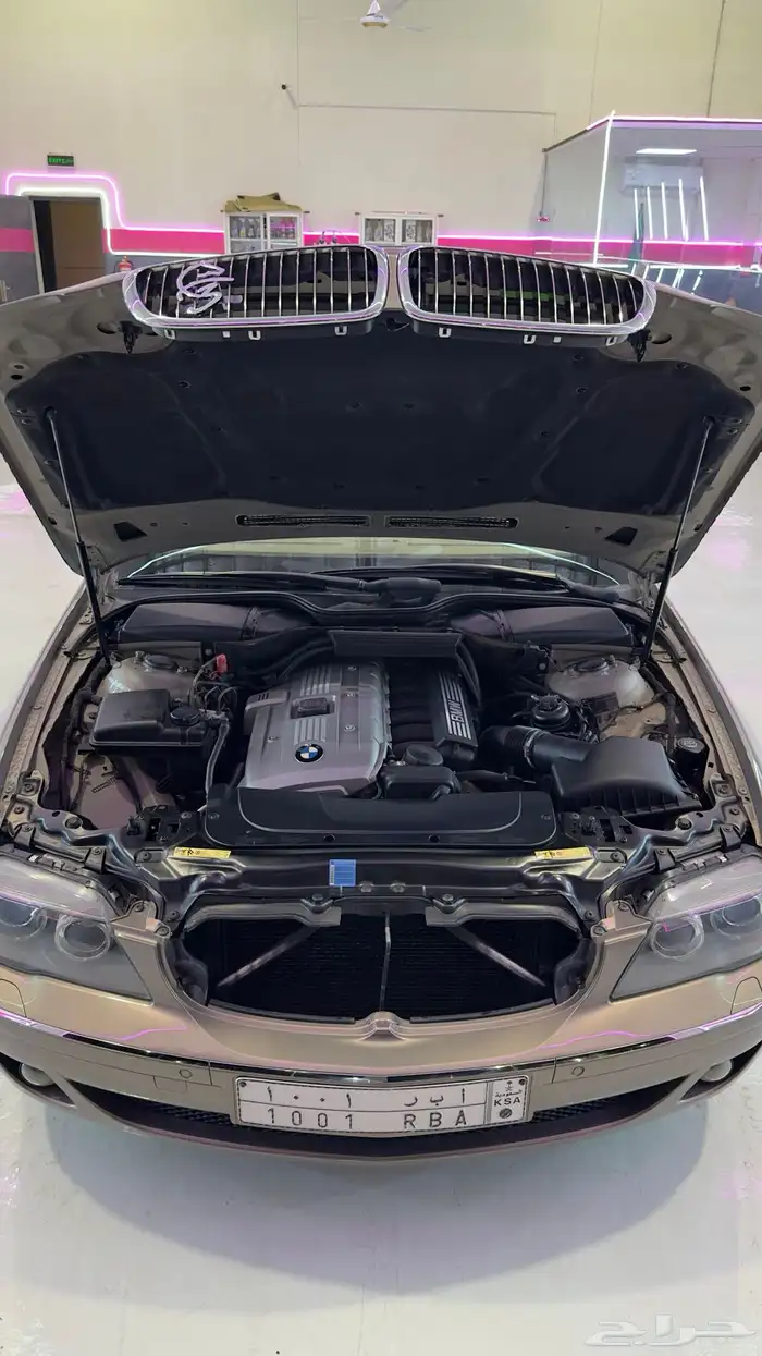 مالك اول مخزن بحالة الوكالة BMW730li وارد الناغي 47