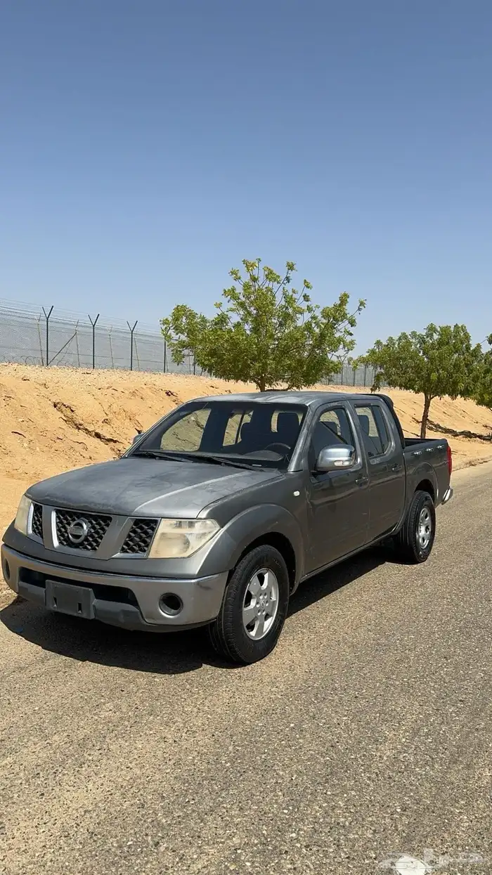 للبيع نيسان نافارا موديل2010 تماتيك 1