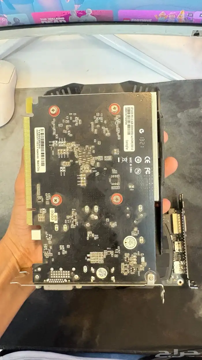 كرتين شاشه اقبل بدل يد سوني 5 او سكوتر 9