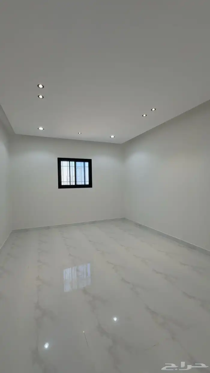للبيع فلل من نوع دبلكس بريدة السليمانية مسحت الغرفة كبار 23