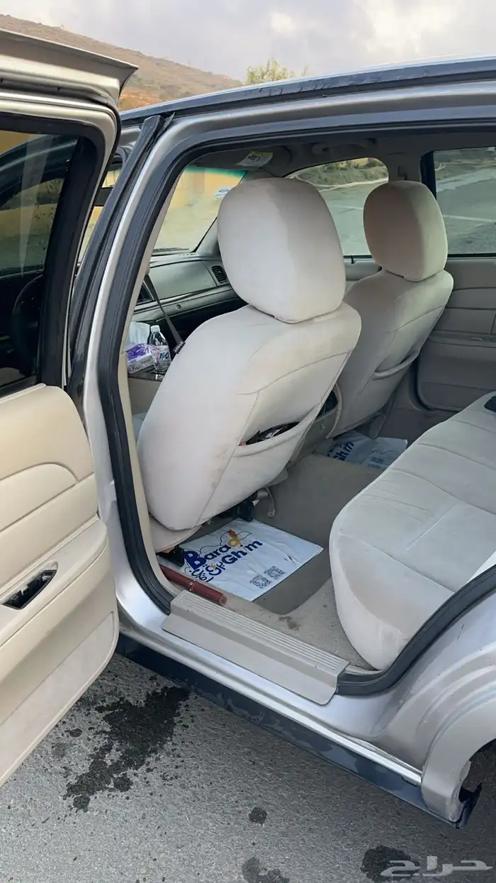 فورد فكتوريا 2011 7