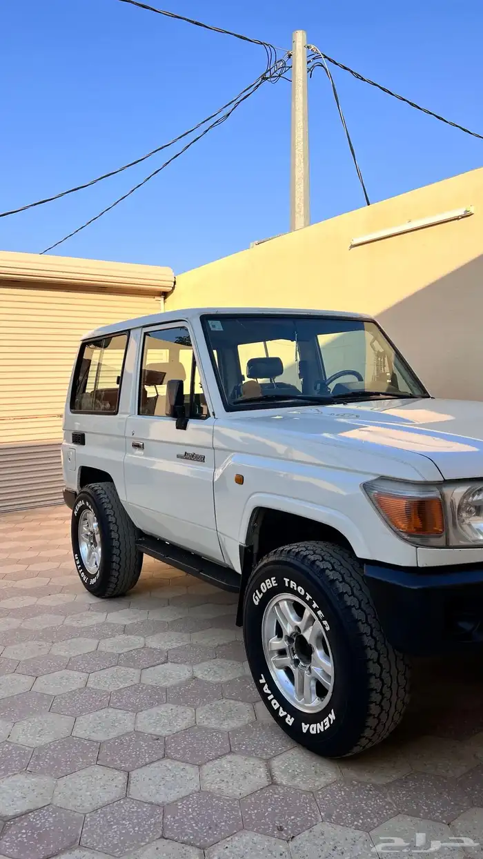 للبيع ربع بوليسي 0