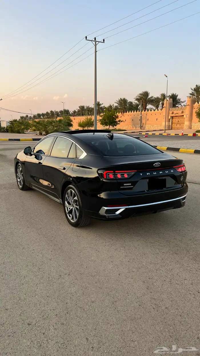 فورد تورس تيتانيوم (تم البيع). 2