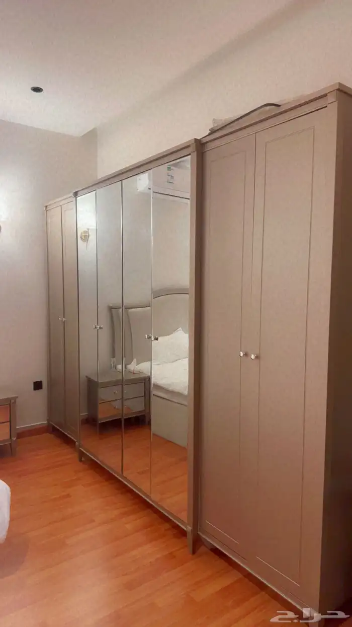 غرفة نوم شبه جديده 0