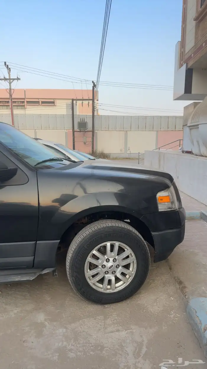 فورد اكسبدشن 2014 قصير بدون دبل 8