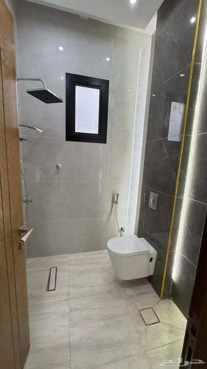 شقه فاخره للبيع جيزان حي السويس 16