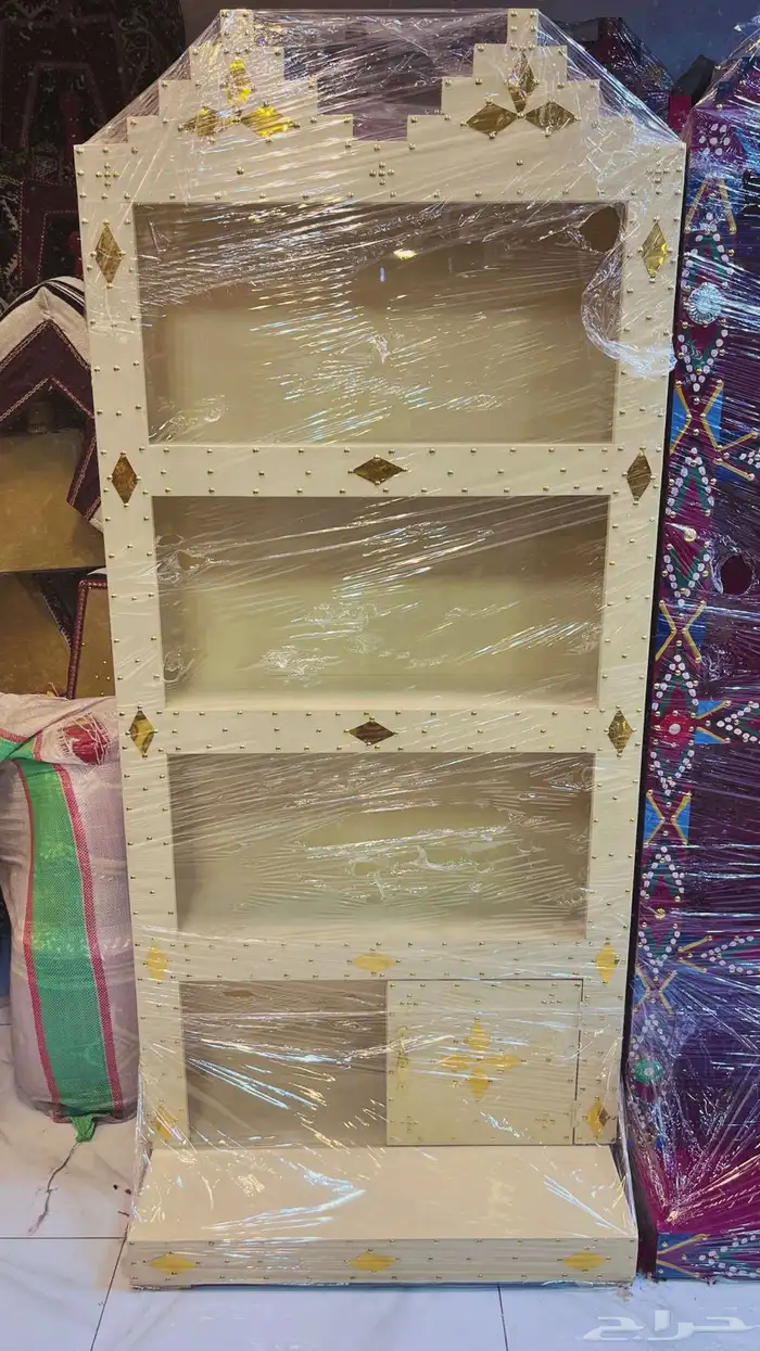 كمار تراثية وطاولات تراثية ومستلزمات مجالس خشبية 0