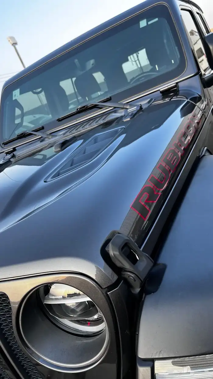 جيب لانجلر روبيكون اعلى فئه 6سرندر لون رصاصي غامق بدي بلد 37