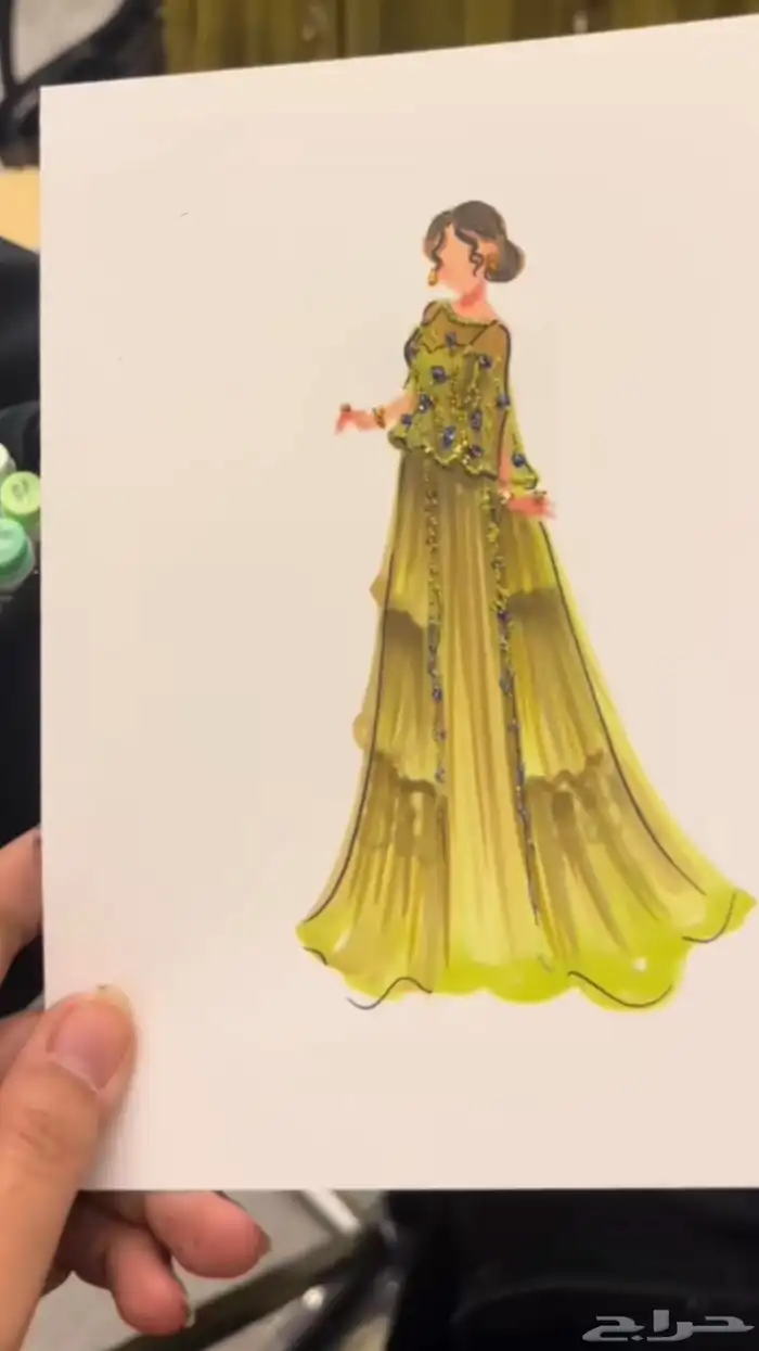 فستان من براند شالكي لبسة مره وحدة للبيع 1