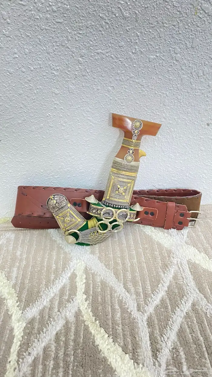 جنبيه شبيه زراف كفو مطرح 6 فيها مسر خفيف والبيع قريب 4