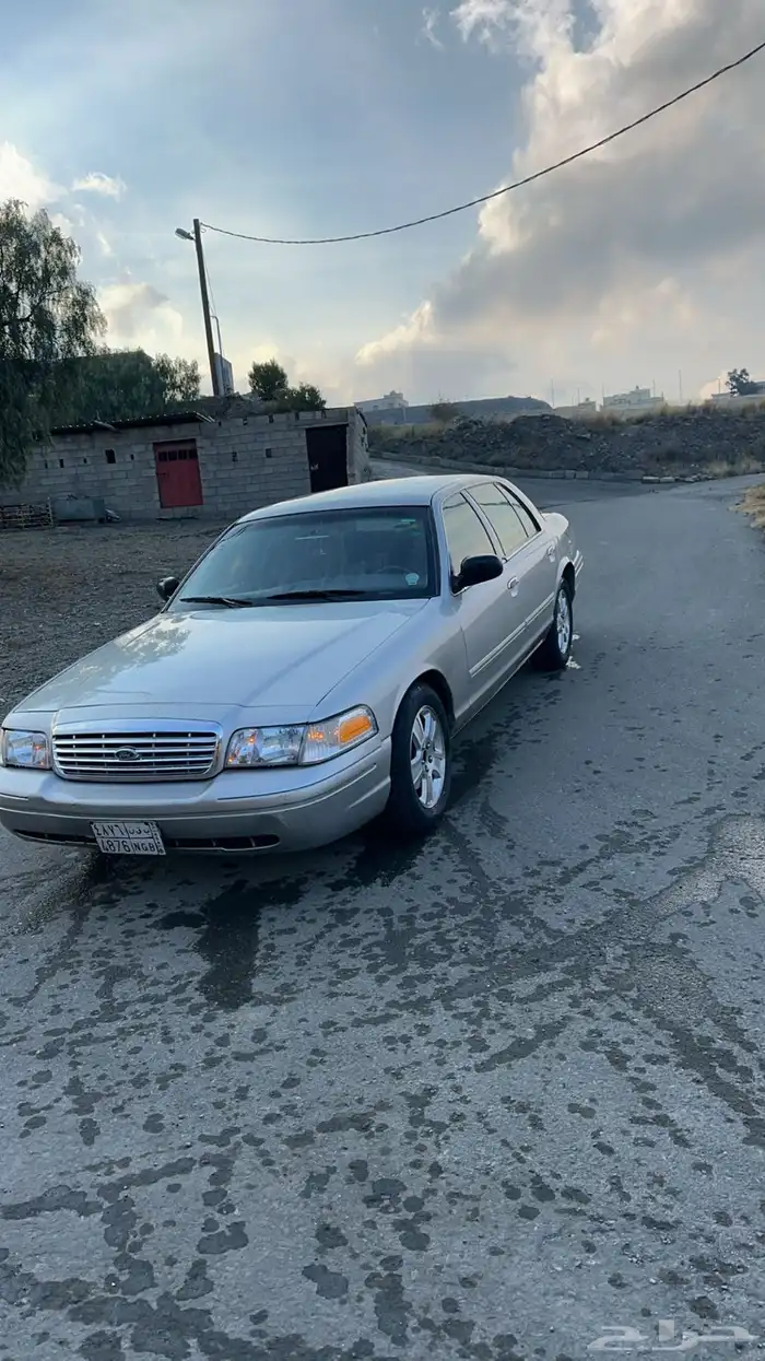 فورد فكتوريا 2011 4