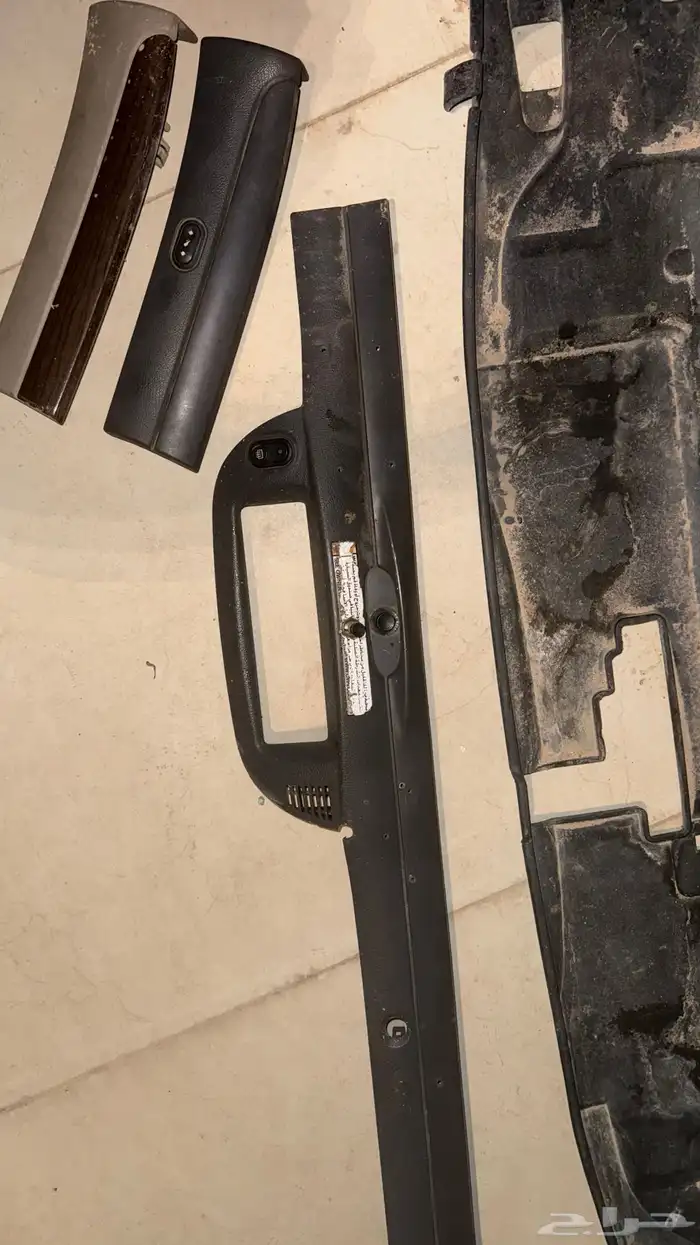 قطع فورد فكتوريا 10