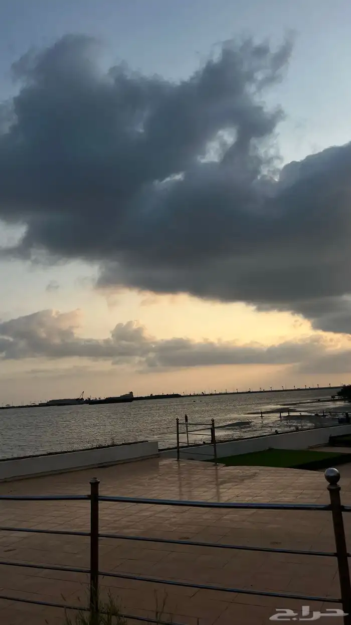 موقع مميز في الكورنيش الجنوبي مطل ع البحر 3