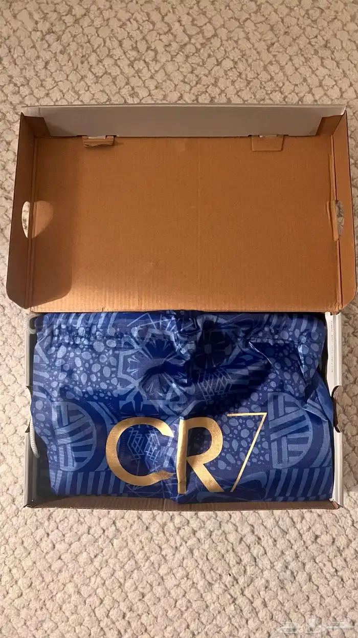 حذاء كرة قدم 0