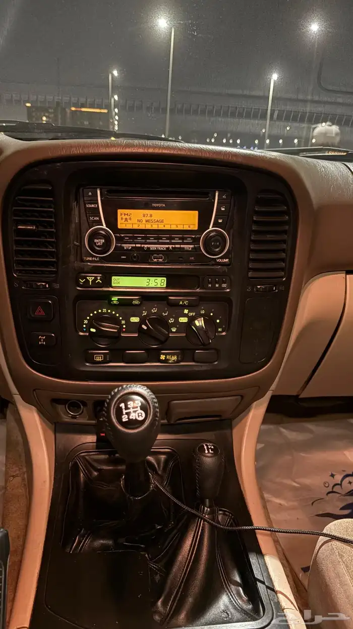 تويوتا لاندكروزر VXR 2002 قير عادي اساس 7